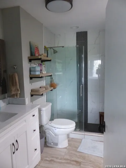 604 HIGHCREST DR #225 Granite Shoals, TX 78654