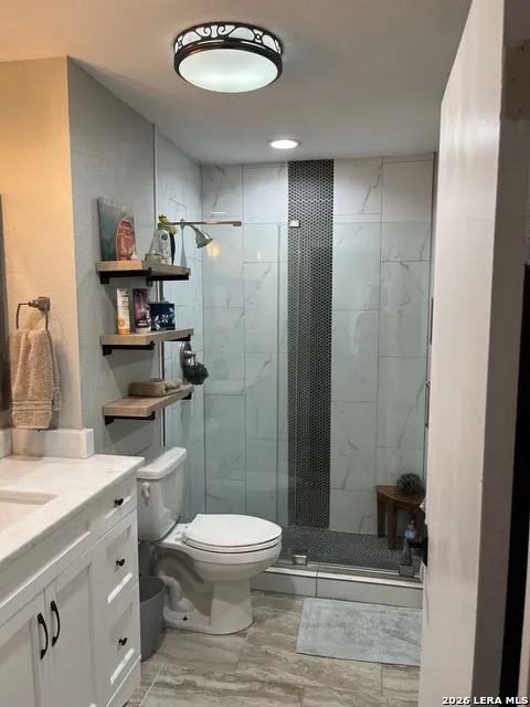 604 HIGHCREST DR #225 Granite Shoals, TX 78654