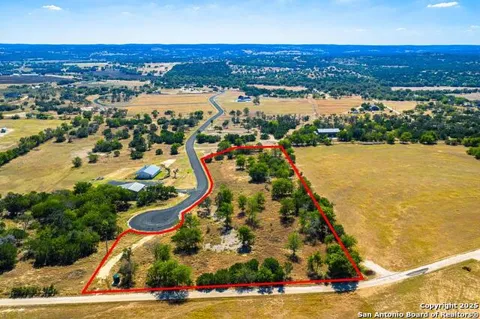 LOT 9 The Views Blvd