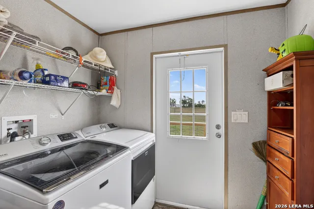 435 Fm 539 Floresville, TX 78114