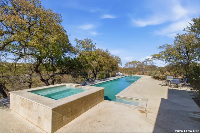 170 Bootlegger Kerrville, TX 78028