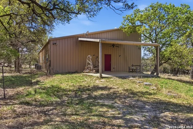 170 Bootlegger Kerrville, TX 78028