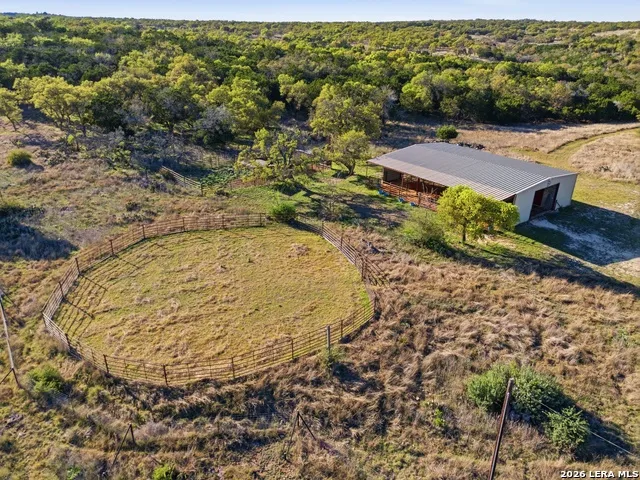170 Bootlegger Kerrville, TX 78028