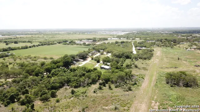 12022 donop San Antonio, TX 78223