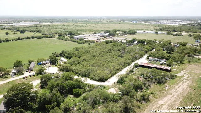 12022 donop San Antonio, TX 78223
