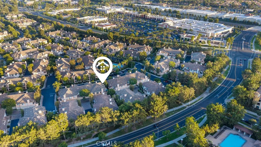 2600 Ladrillo Aisle Irvine, CA 92606