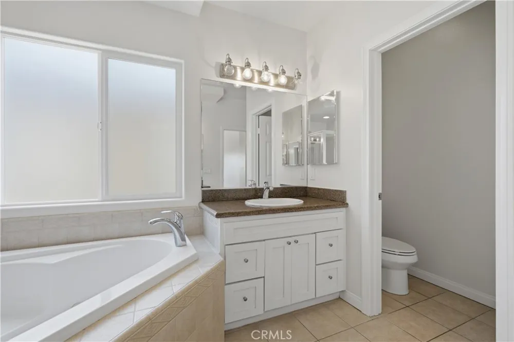 2515 Carnegie Lane #A Redondo Beach, CA 90278