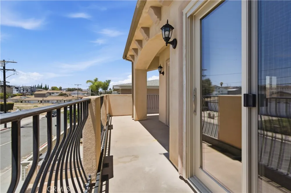 2515 Carnegie Lane #A Redondo Beach, CA 90278