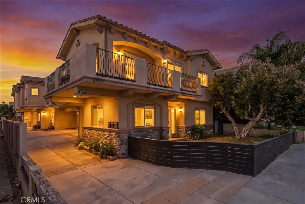 2515 Carnegie Lane #A Redondo Beach, CA 90278