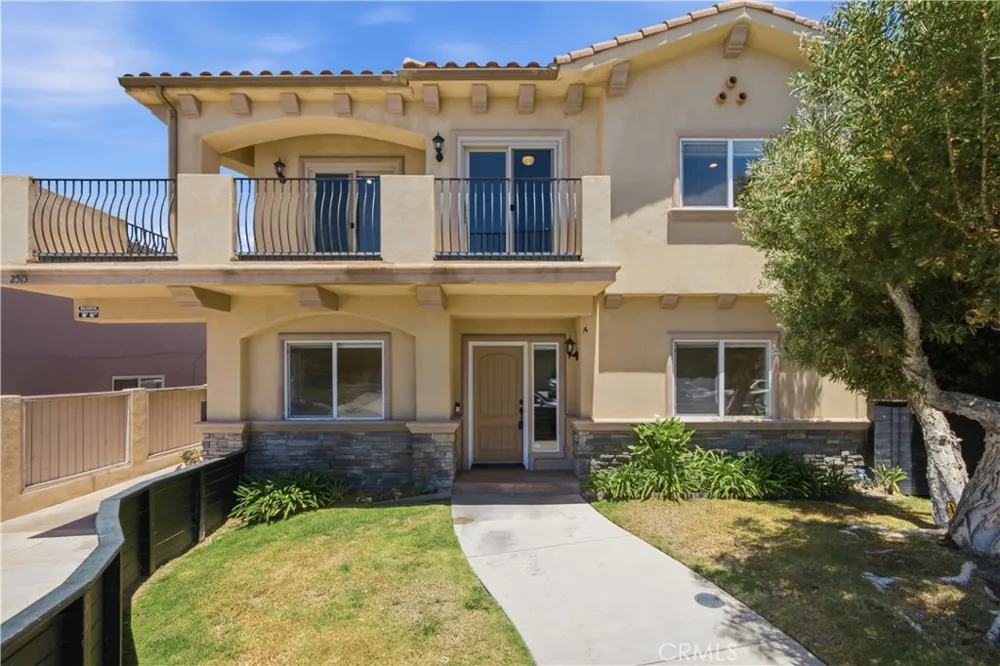 2515 Carnegie Lane #A Redondo Beach, CA 90278