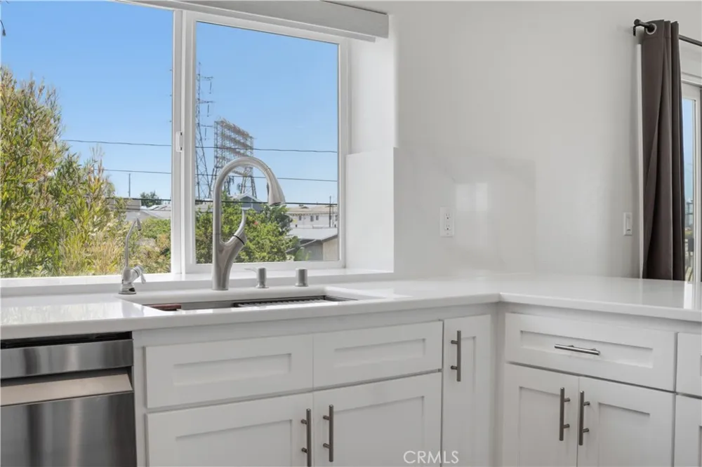2515 Carnegie Lane #A Redondo Beach, CA 90278