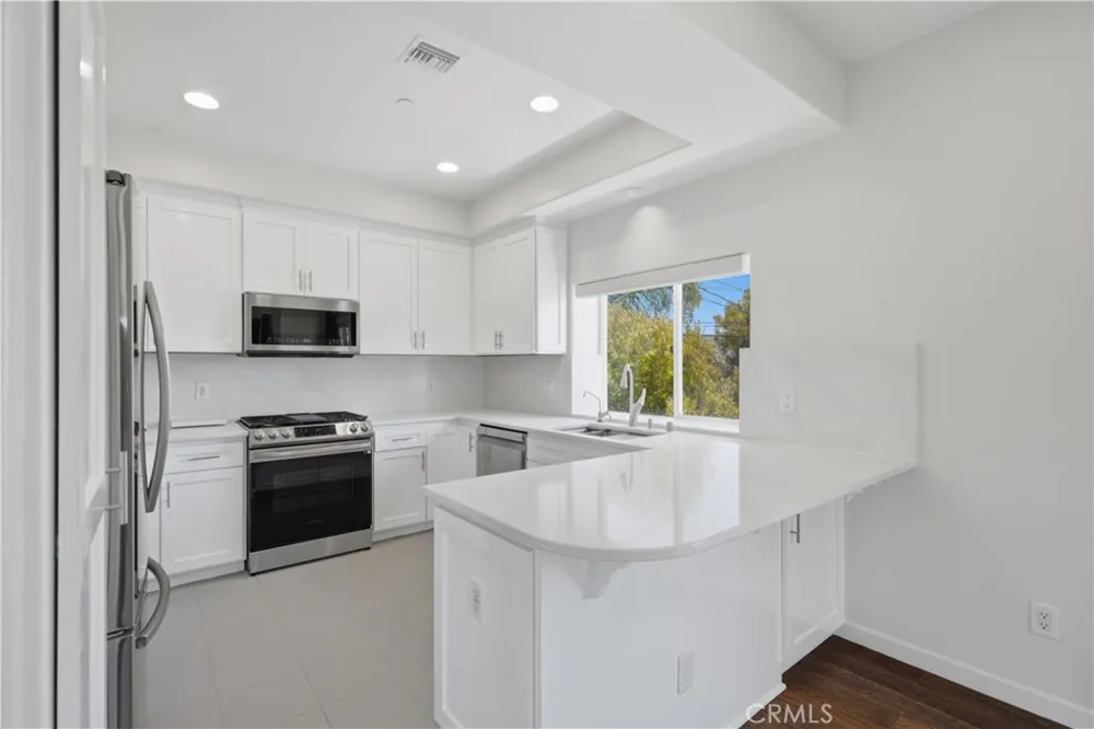 2515 Carnegie Lane #A Redondo Beach, CA 90278