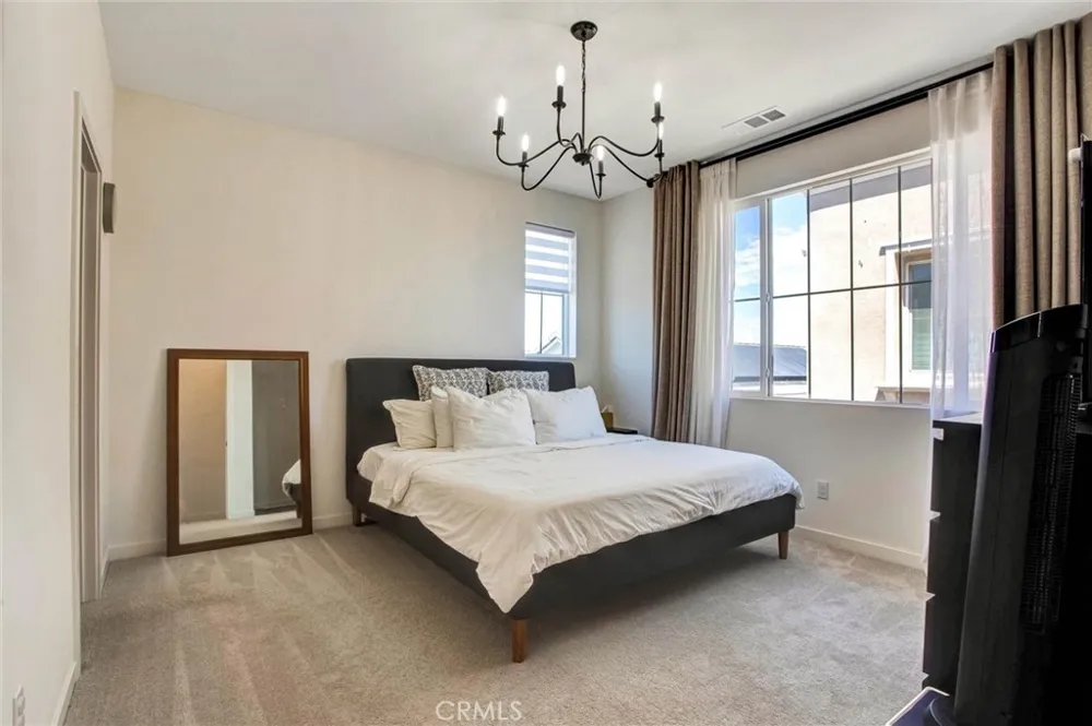 3273 S Cantona Paseo Ontario, CA 91762
