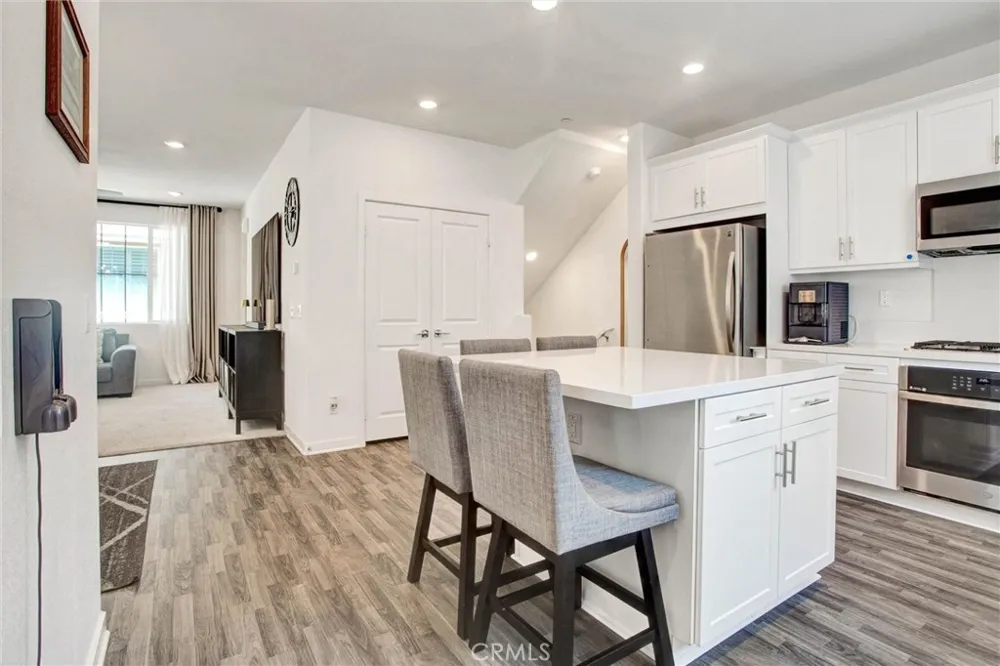 3273 S Cantona Paseo Ontario, CA 91762
