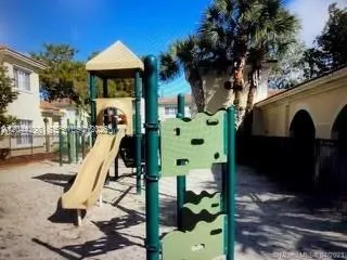 2490 Centergate Dr #207 Miramar, FL 33025