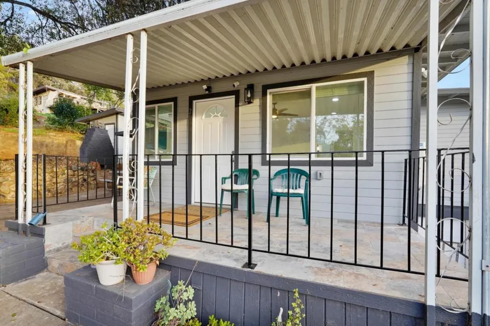20 Mary Street Glenhaven, CA 95443