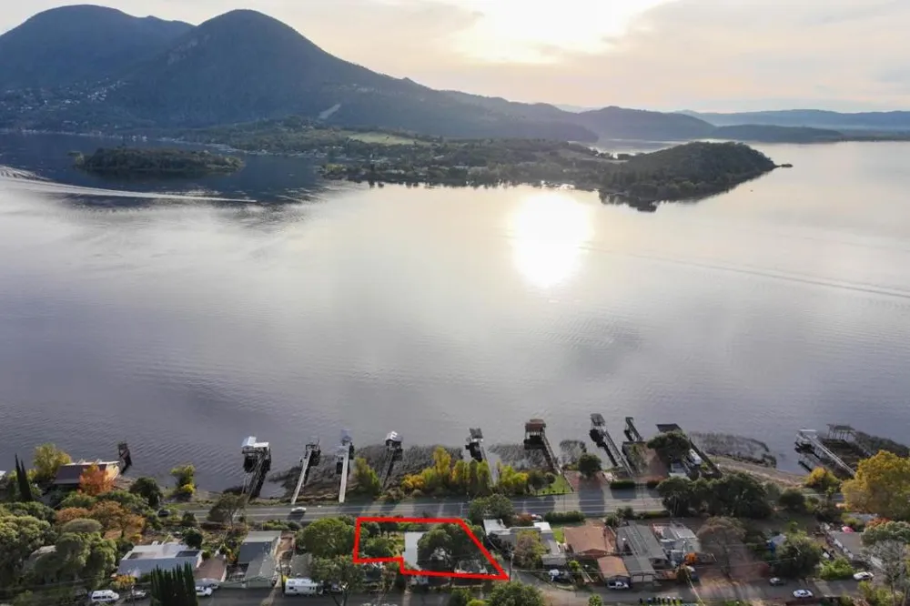20 Mary Street Glenhaven, CA 95443
