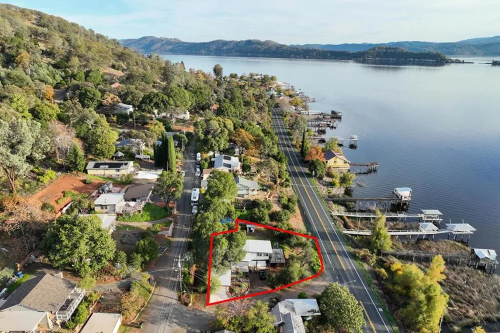20 Mary Street Glenhaven, CA 95443