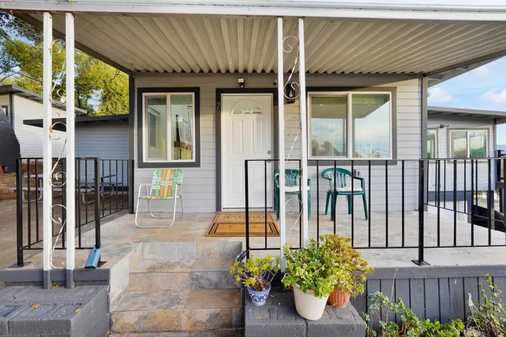 20 Mary Street Glenhaven, CA 95443