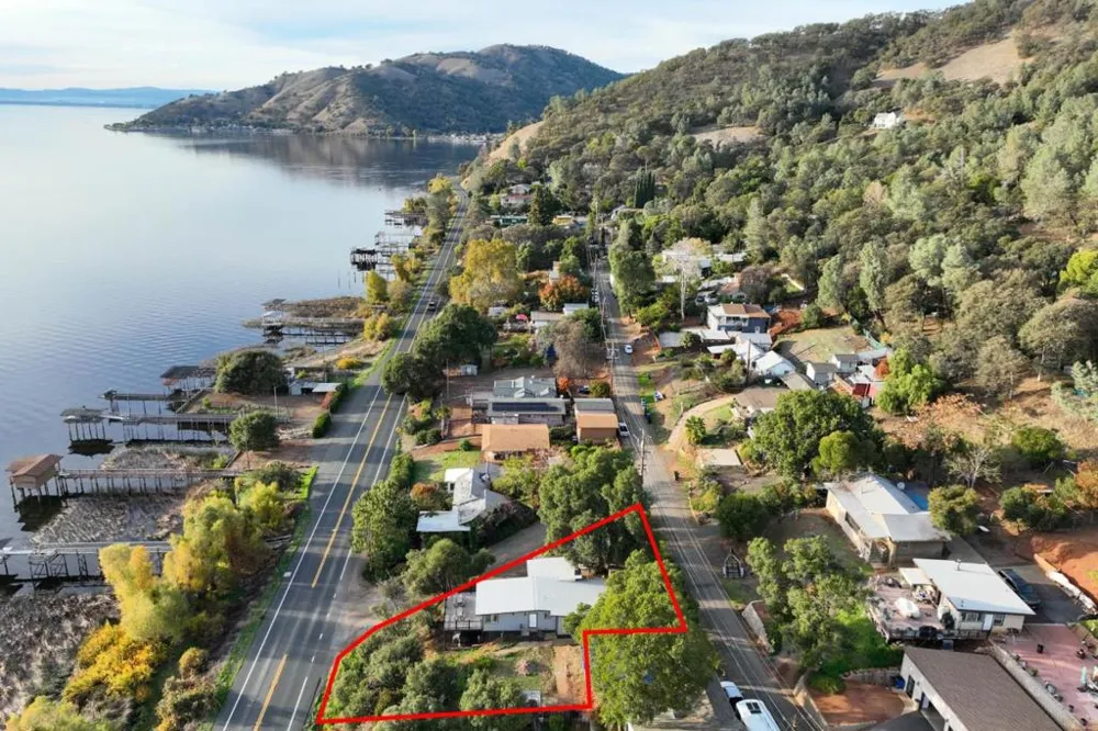 20 Mary Street Glenhaven, CA 95443