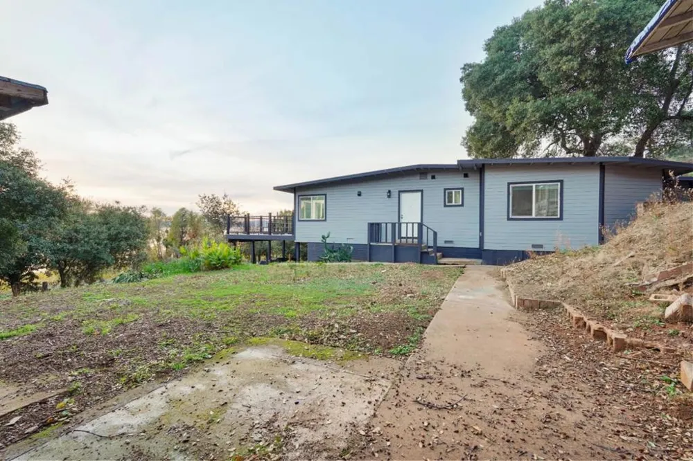20 Mary Street Glenhaven, CA 95443