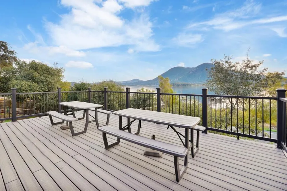 20 Mary Street Glenhaven, CA 95443