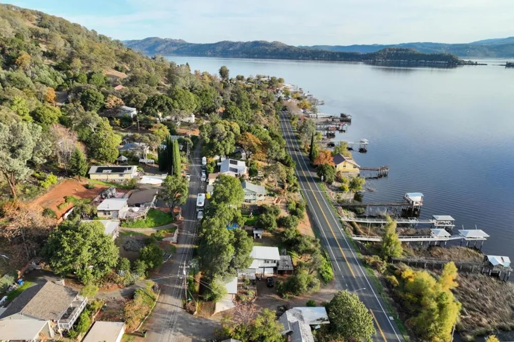 20 Mary Street Glenhaven, CA 95443