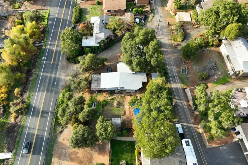 20 Mary Street Glenhaven, CA 95443