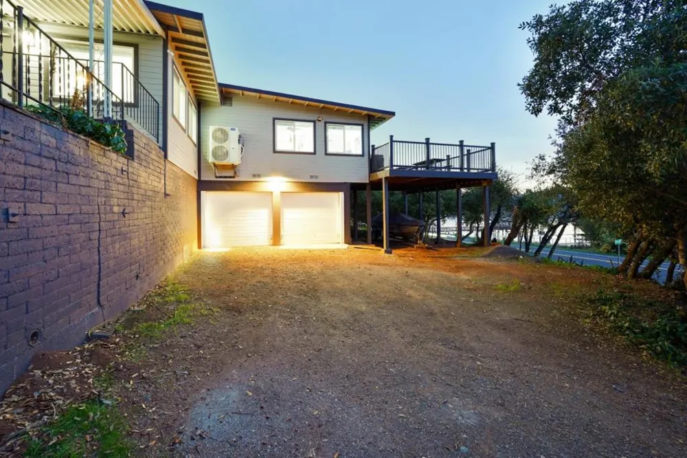 20 Mary Street Glenhaven, CA 95443