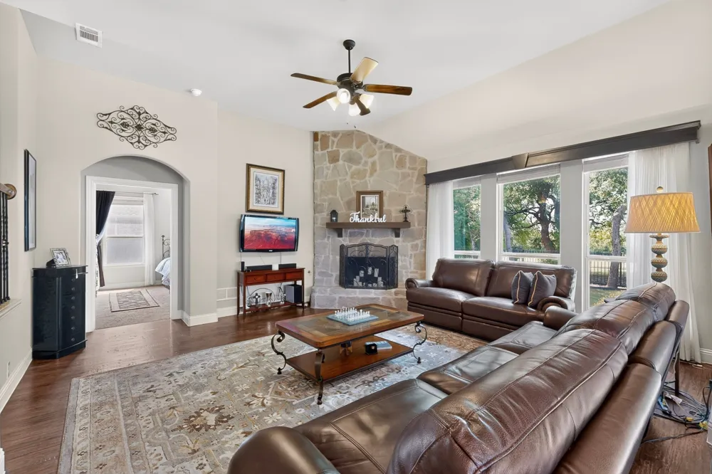 4177 Stonebriar Trail Mansfield, TX 76063