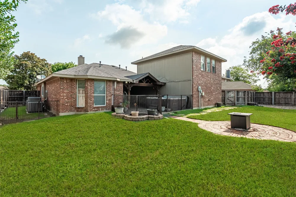 420 Brookwood Drive Murphy, TX 75094
