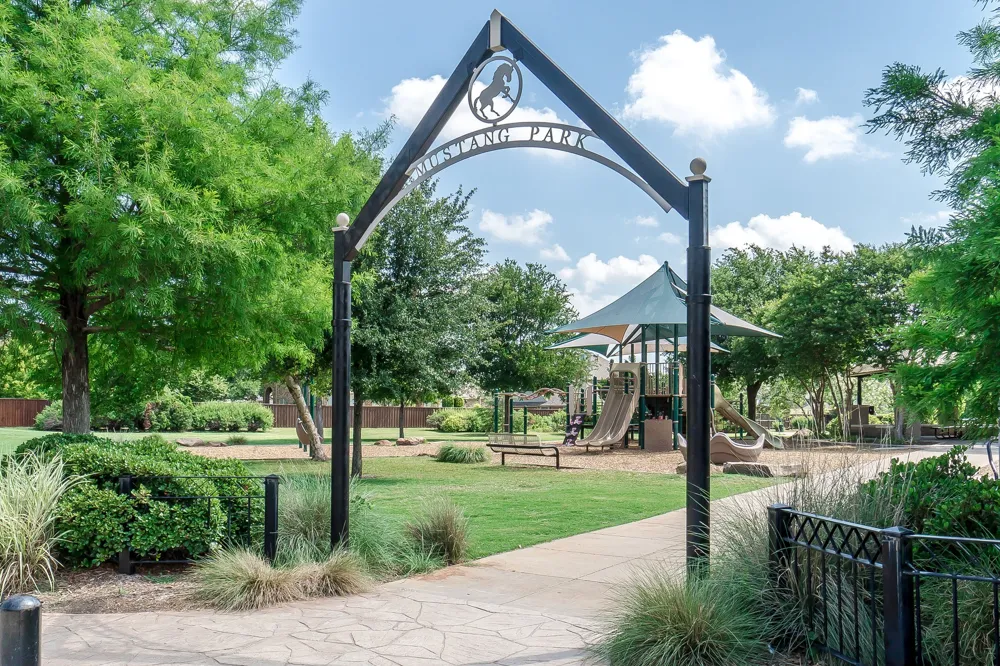 420 Brookwood Drive Murphy, TX 75094