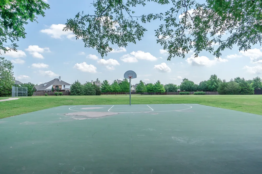 420 Brookwood Drive Murphy, TX 75094