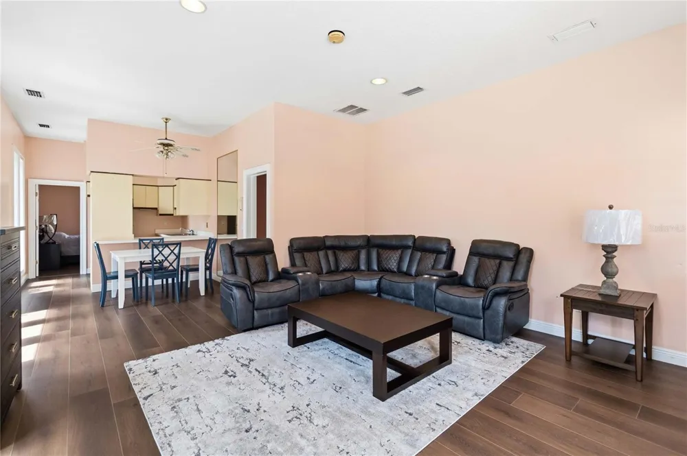 593 DUNMAR CIRCLE Winter Springs, FL 32708