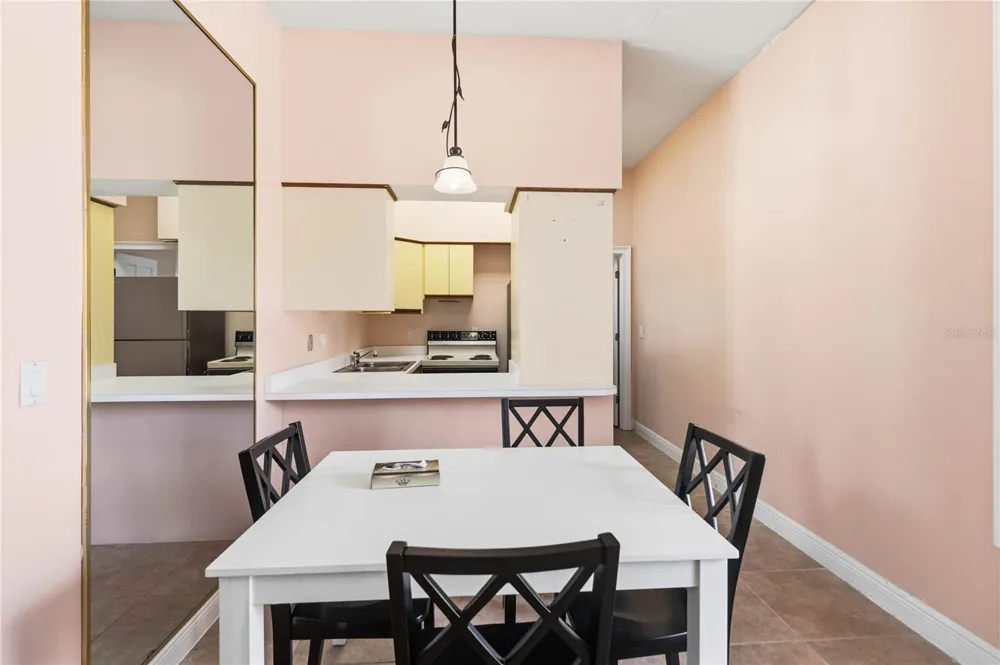 593 DUNMAR CIRCLE Winter Springs, FL 32708