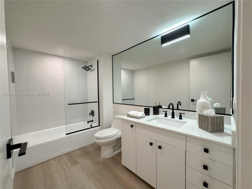 101 Crandon Blvd #170 Key Biscayne, FL 33149