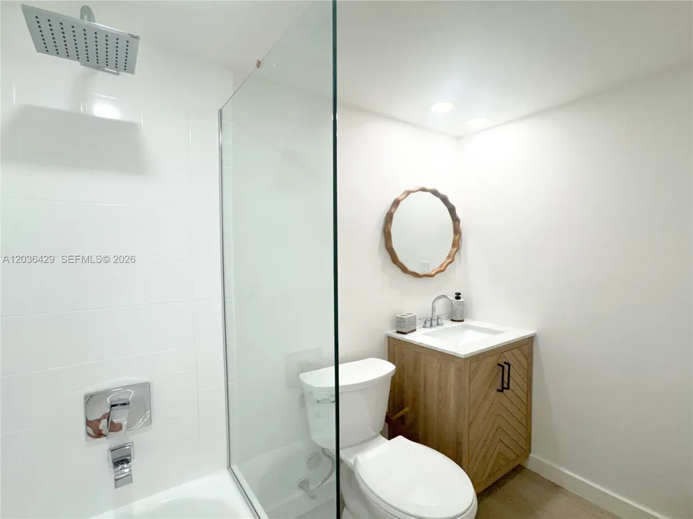101 Crandon Blvd #170 Key Biscayne, FL 33149