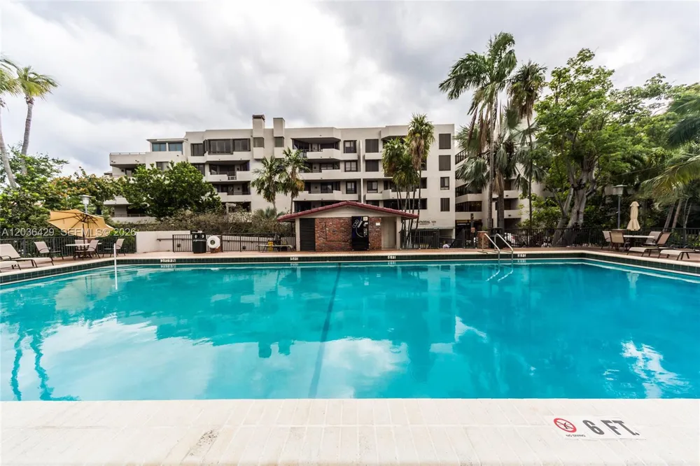 101 Crandon Blvd #170 Key Biscayne, FL 33149
