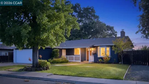 1412 Delaware Dr