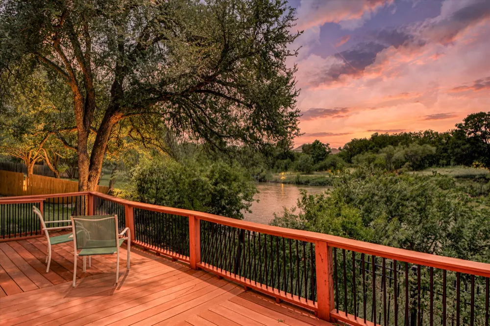 6301 Thirlmare Court Austin, TX 78754