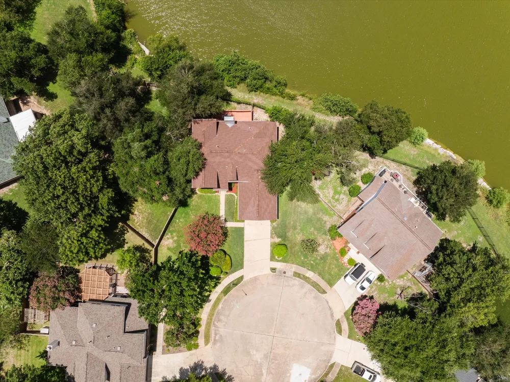 6301 Thirlmare Court Austin, TX 78754