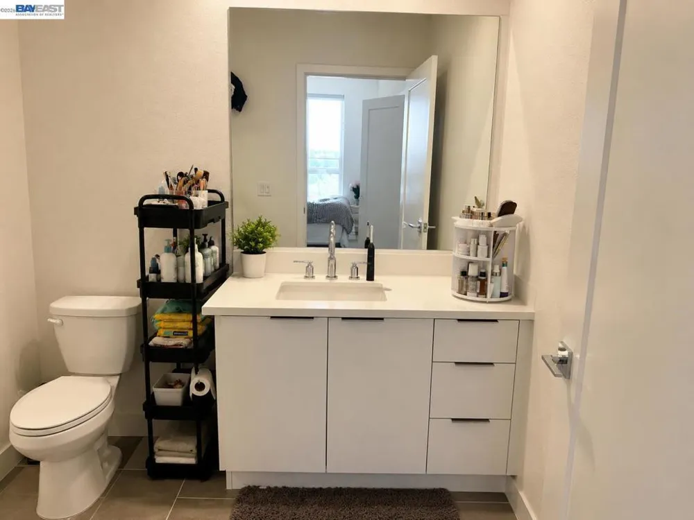 3698 Vision Cmn #521 Fremont, CA 94538