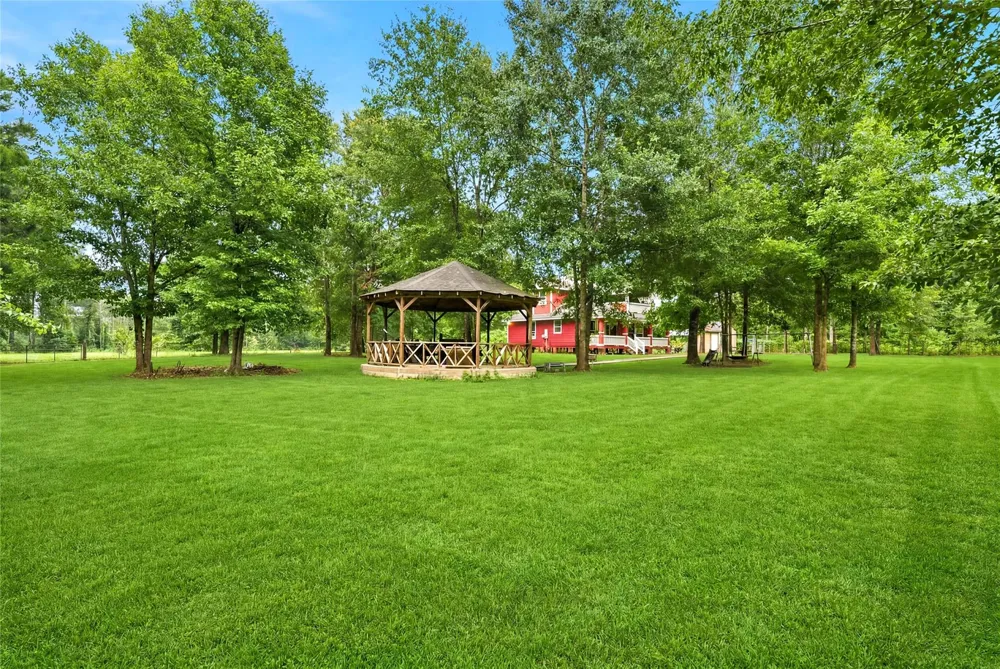 1151 County Line Road Shepherd, TX 77371