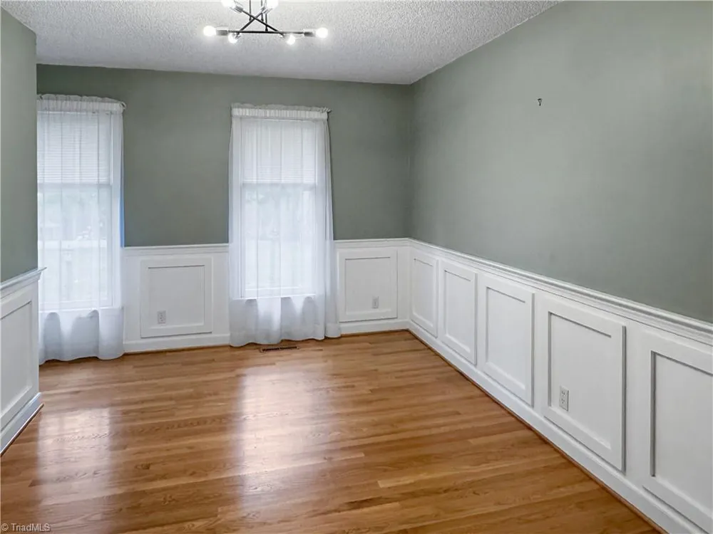 5208 Bridge Pointe Drive Clemmons, NC 27012