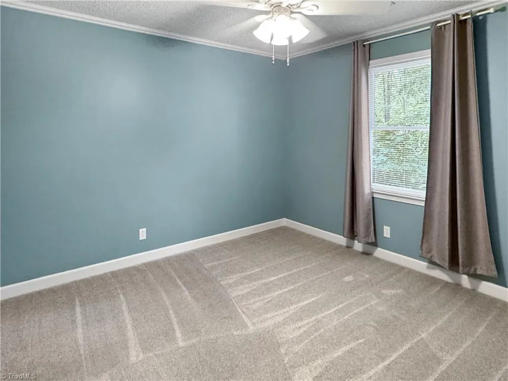 5208 Bridge Pointe Drive Clemmons, NC 27012