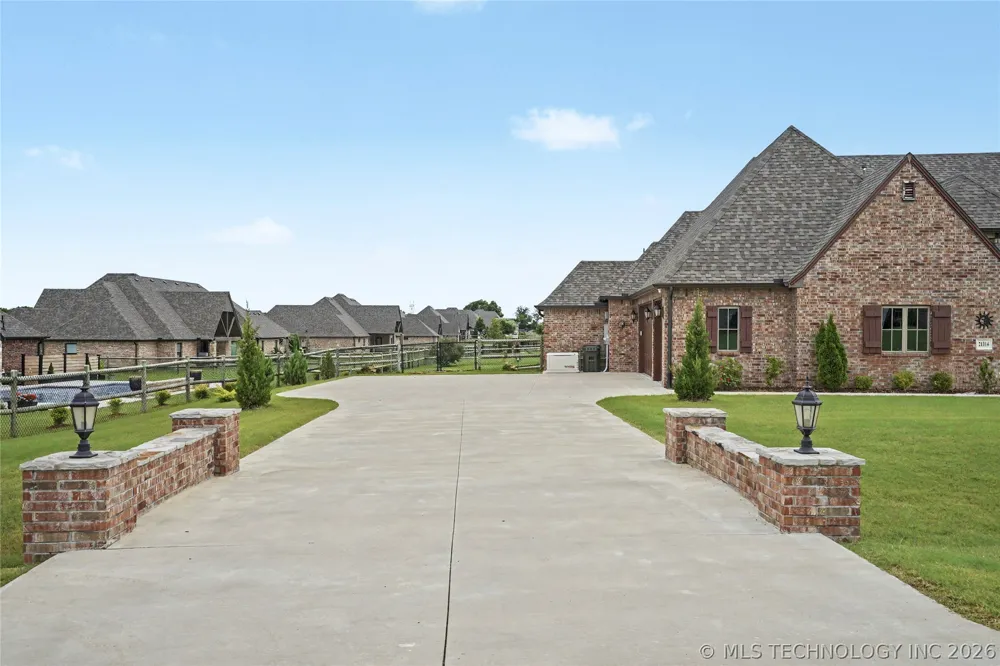 21314 E 113th Street S Broken Arrow, OK 74014