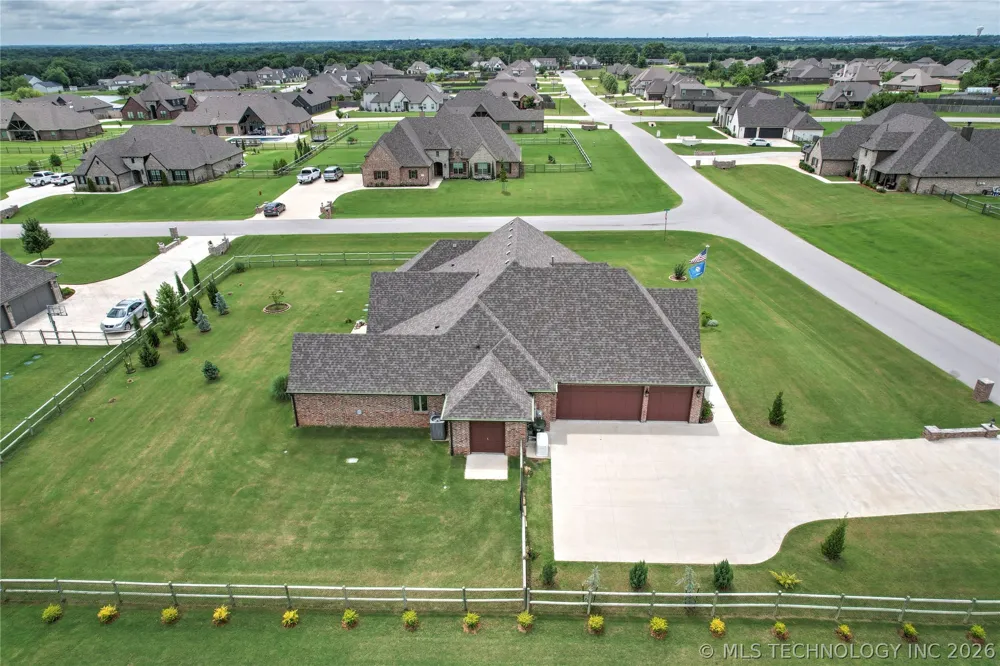 21314 E 113th Street S Broken Arrow, OK 74014