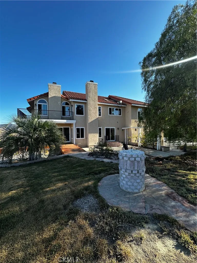 32080 Avenida Donari Agua Dulce, CA 91390