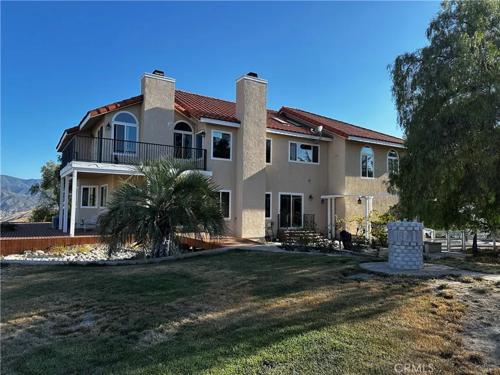 32080 Avenida Donari Agua Dulce, CA 91390