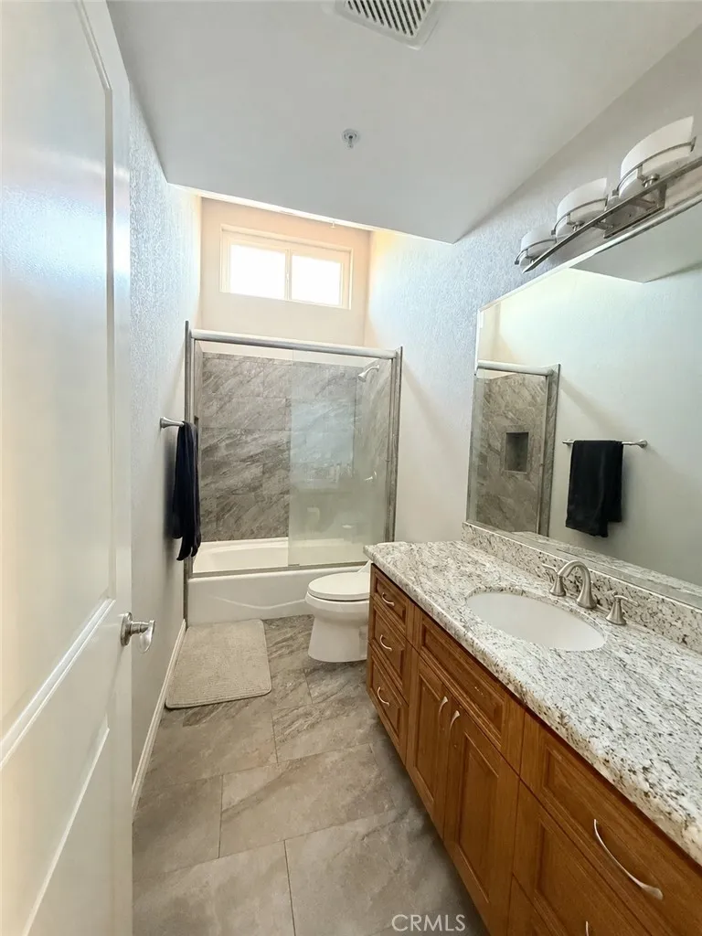 32080 Avenida Donari Agua Dulce, CA 91390